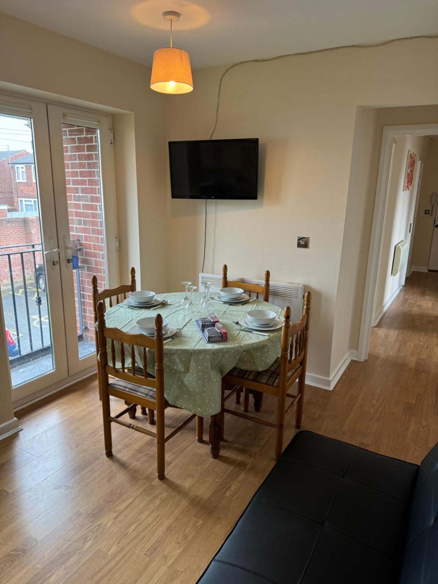 Modern, Quiet, Sleeps 9, Etihad, Coop Live, Manchester Eksteriør bilde